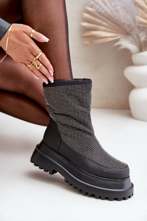 Embellished Snow Boots On Platform And Flat Heel Black Avivina