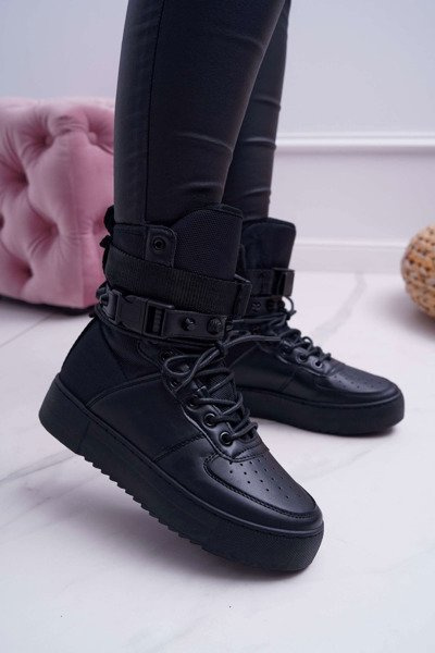 Women's Sports Shoes Black Quake Straps