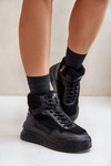 Damskie Sneakersy Z Futerkiem Typu Baranek Na Platformie Czarne Lee Cooper LCJ-24-47-3145