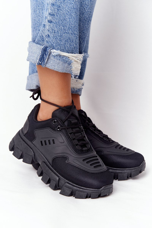 Women's Sneakers On A Chunky Sole Black New York