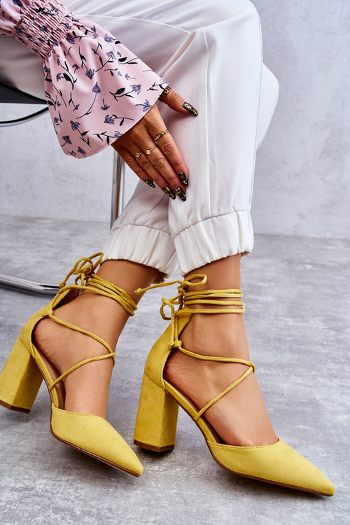 Classic Tied Suede Pumps Yellow Lucira