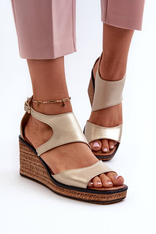 Sandały Na Koturnie Skóra Naturalna Złote Maciejka 06657-25