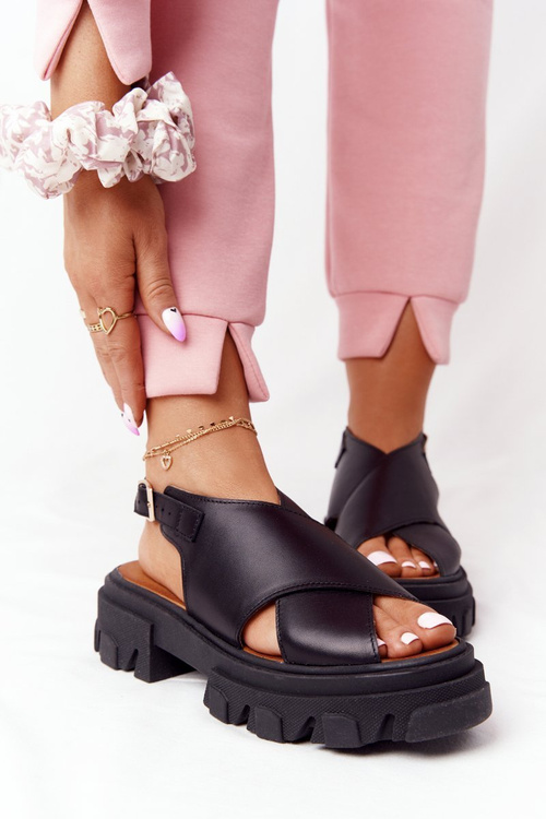 Leather Sandals On The Platform Lewski Shoes 3018-0 Black