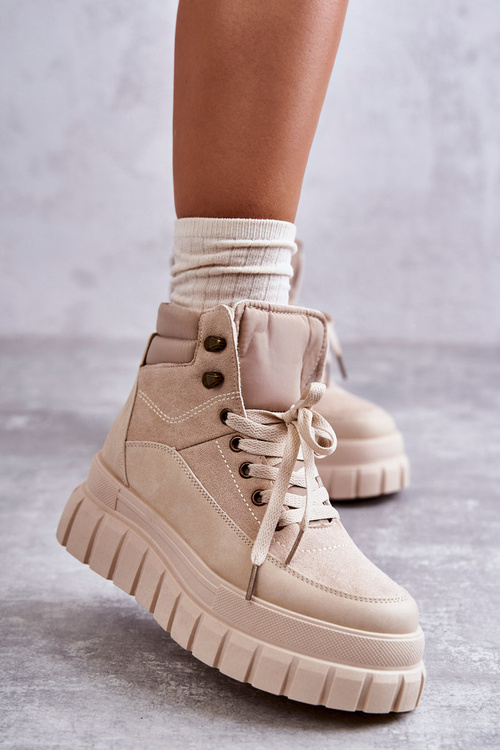 Comfortable Boots On The Platform Beige Sanchio