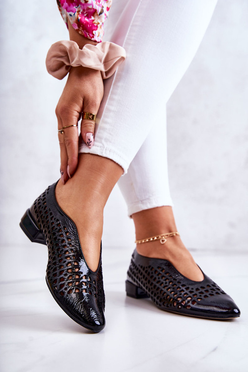 Elegant Lacquered Leather Openwork Shoes Ismena Black