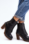 Women's lace-up ankle boots with a chunky heel Arove