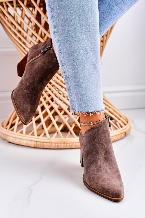 Women's Boots With A Cut On Block Heel Suede Brown Lawrence