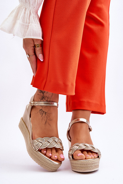 Classic Leather Wedge Sandals Gold Denisse