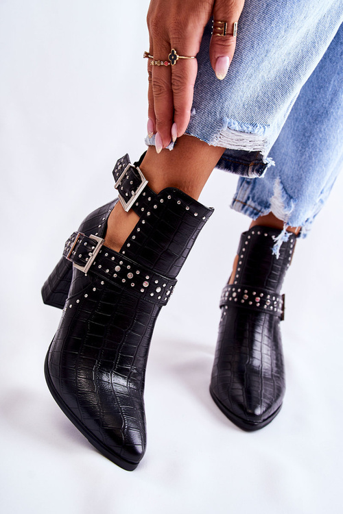 Women's Boots On A Heel With Studs Black Kelin