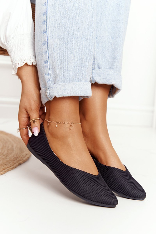 Delicate Pointed Toe Ballerinas Vinceza 2209 Black