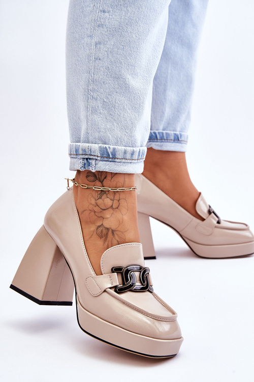 Leather Pumps On Massive Heels Beige Maximo