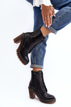 Women's lace-up ankle boots with a chunky heel Arove