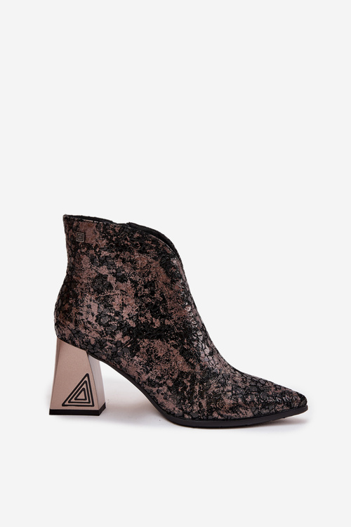 Leather Women's Ankle Boots with Heel D&A CR52-679 Black