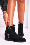 Women’s Boots On Flat Heel Black Autumn Vibes