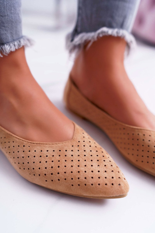 Lu Boo Women's Ballerinas Openwork Camel Dessert