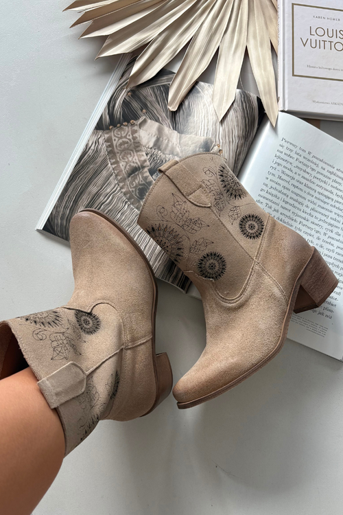 Suede Leather Women's Ankle Boots Perforated Heel Zazoo 3844 Beige