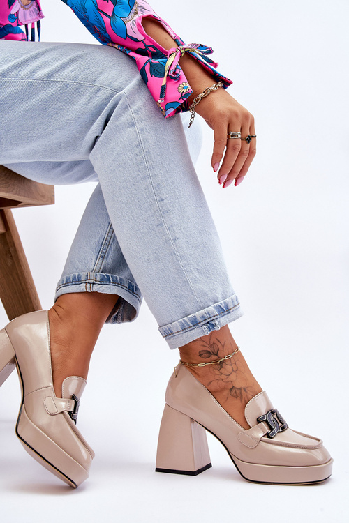 Leather Pumps On Massive Heels Beige Maximo