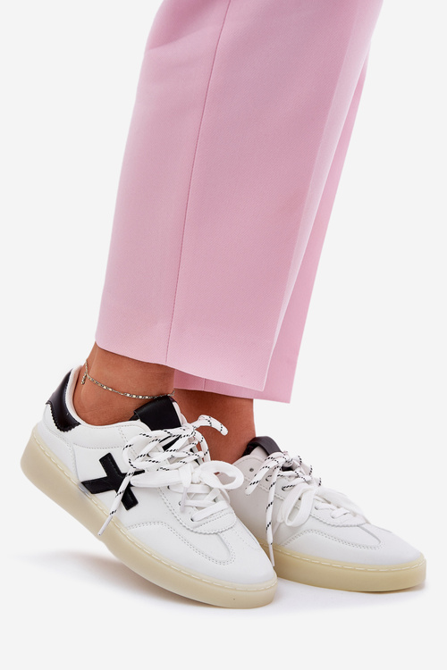 Low Women's Sports Shoes White Zelevelis