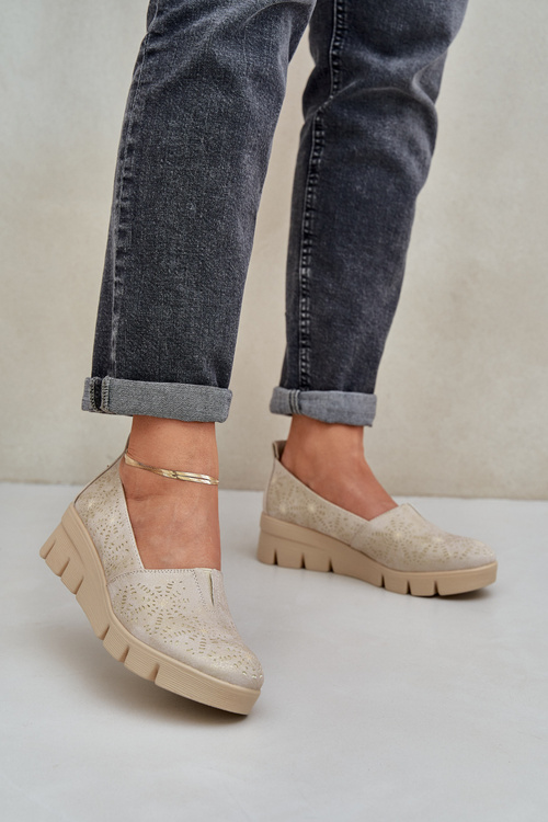 Women's Shoes With Perforated Pattern On Wedge Gold Lisvia