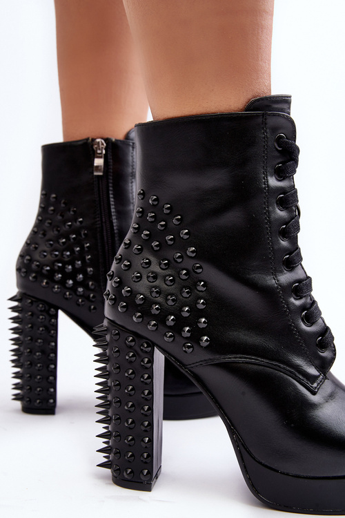 Botki Na Słupku Damskie Z Ćwiekami Czarne Alemilla 15633