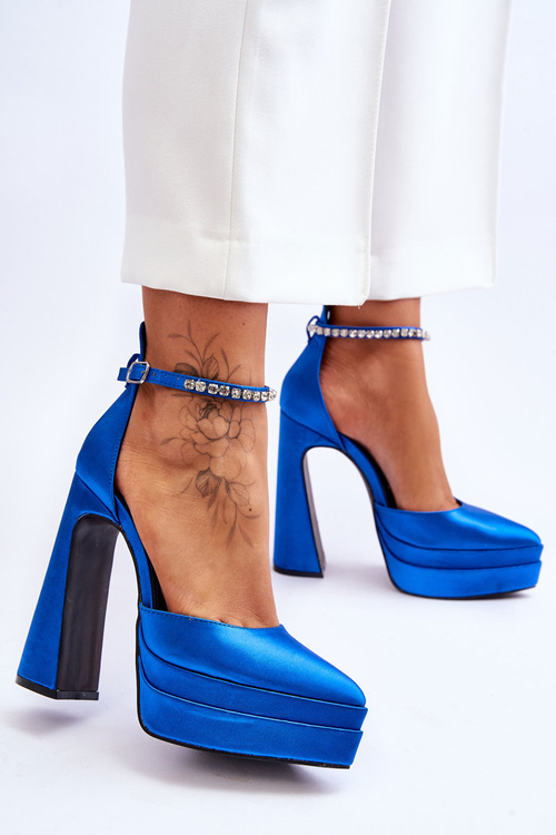 Fashionable Pumps On A Heel Blue Santoro