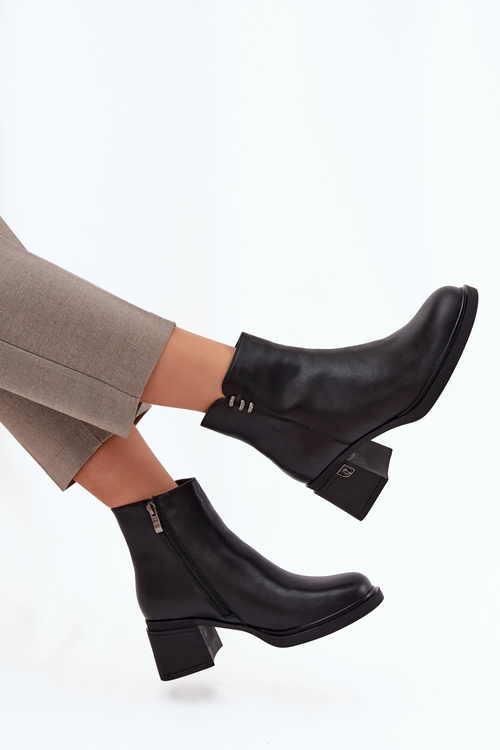 Leather Insulated Women's Ankle Boots on Block Vinceza 91159 Black