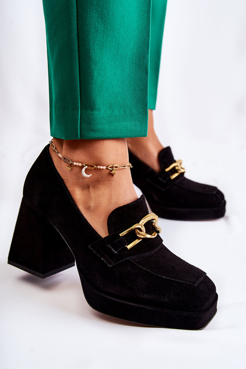 Suede Pumps With A Decorative Chain Laura Messi 2444 Black