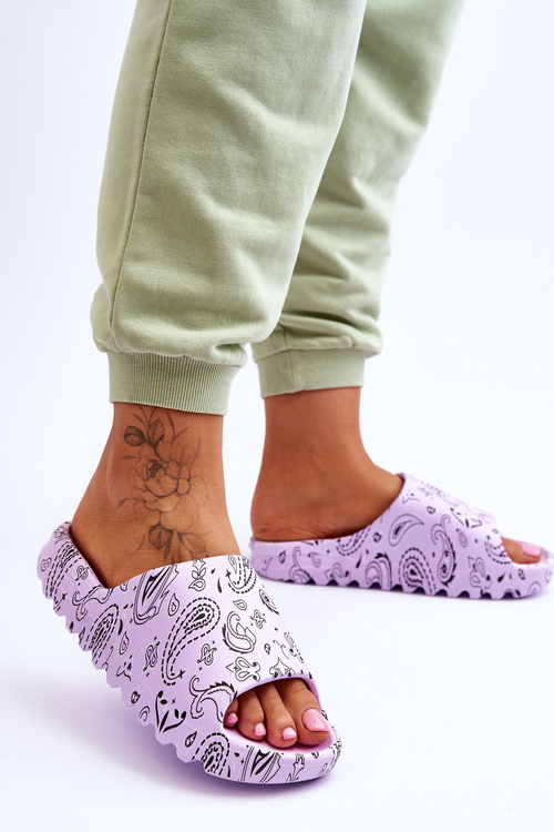 Fashionable women's slippers on a massive platform Violet Lorette