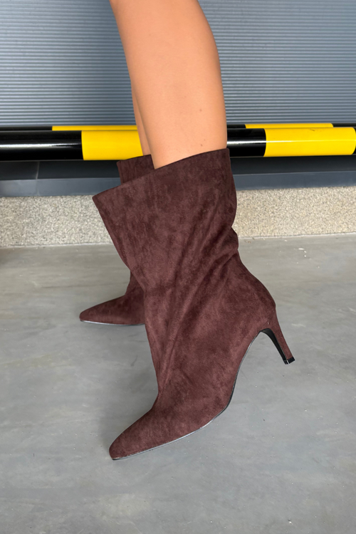 Slip-on Women's Ankle Boots with Heel Chocolate Solvienne