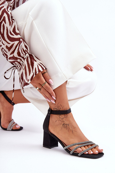 Shiny Heeled Sandals Black Enenor