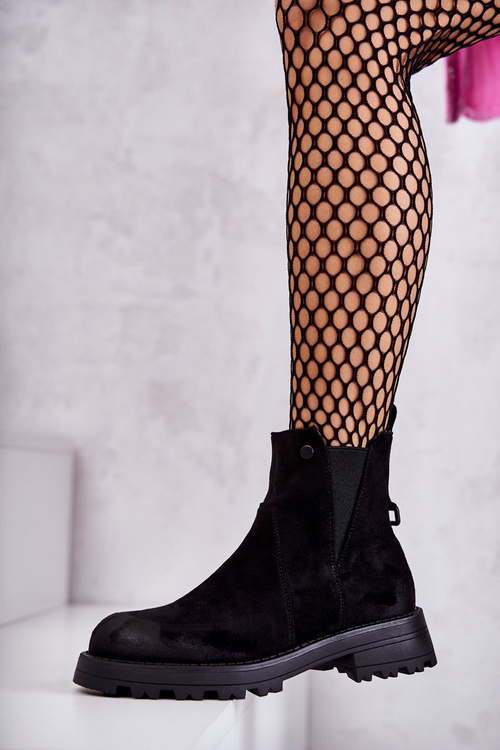 Suede Warm Boots On A Flat Heel Black Salome