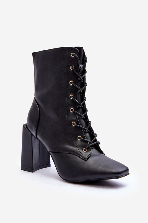 Lace-up Leather Boots on Heel Black Divani 