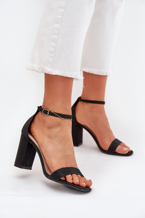 Shiny women's sandals with a heel black Kavina