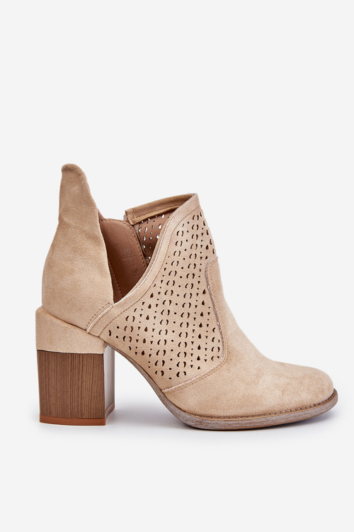 Black Layne Cut Out Light beige Boots