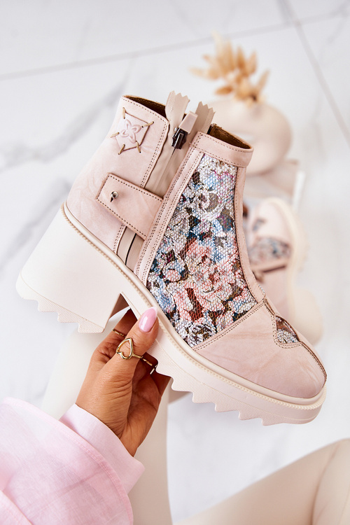 Leather boots on a massive post Maciejka Beige 05325-04