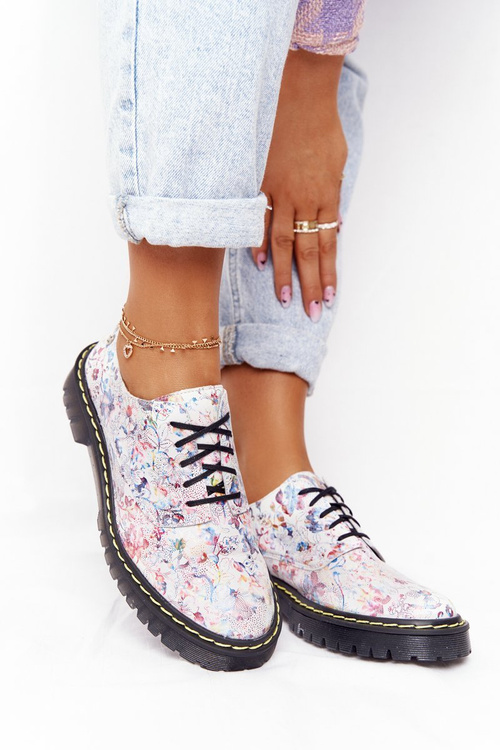 Women's Leather Brogues Oxfords Maciejka 04087-38 White With Flowers