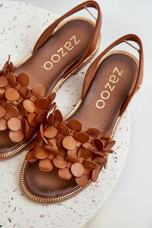 Leather Sandals On Flat Heel Brown Zazoo 40425