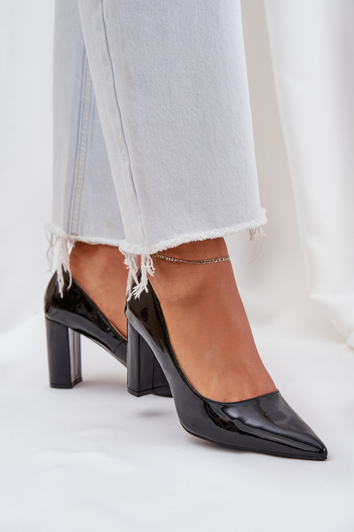 Lacquered Heels On A Block Heel Black Kilanne