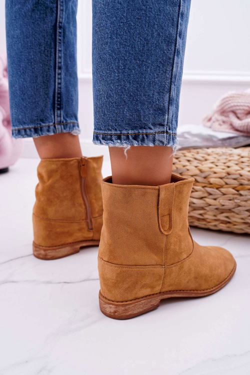 Women's Boots On Anchor Camel Evana