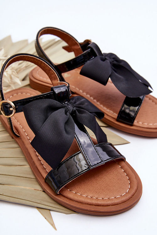 Sandałki Dziecięce Lakier Kokarda Czarne Netina 23DZ35-5816