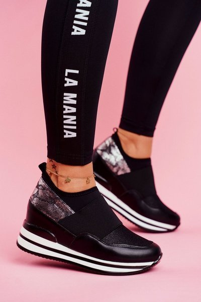 Women’s Sport Shoes Sneakers Black Cold Play