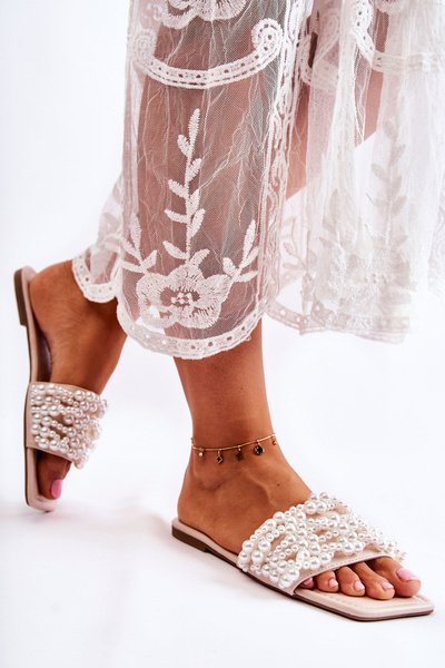 Women's Classic Slippers With Pearls Beige Calipso