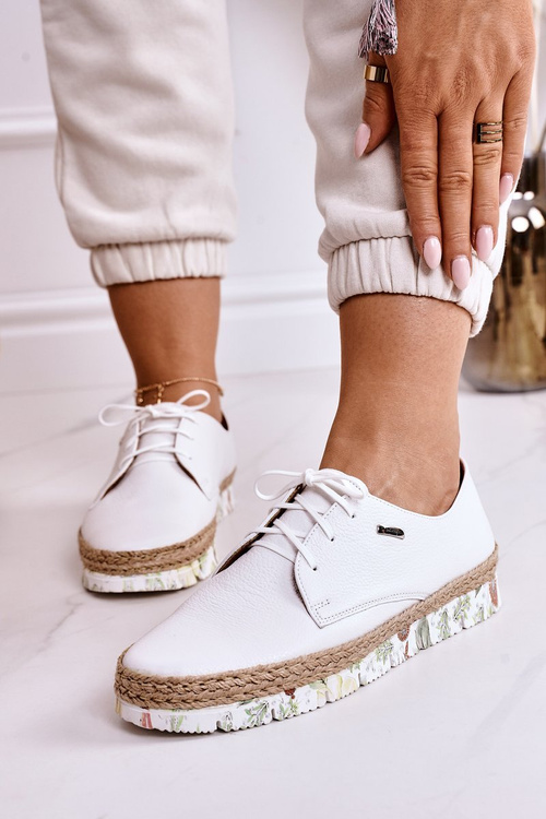 Women's Leather Brogues Shoes Maciejka White 02936-11