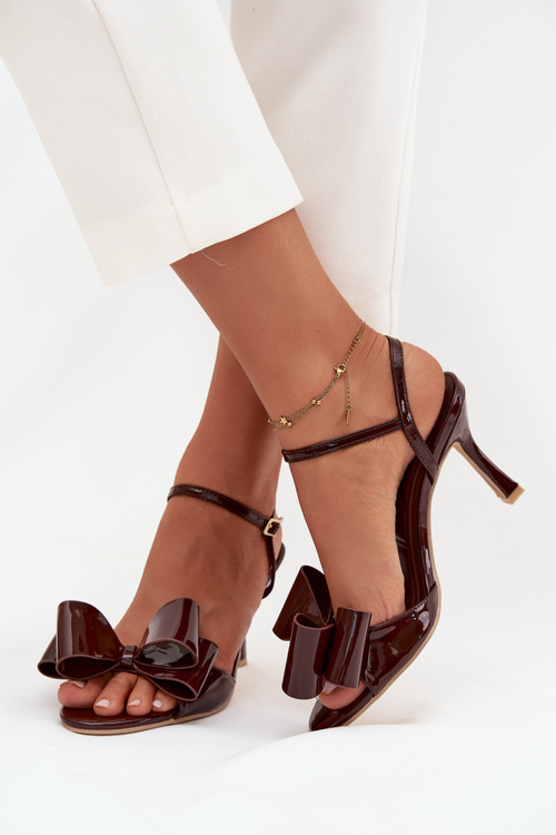 Patent leather high heel sandals with bow chocolate Noliva