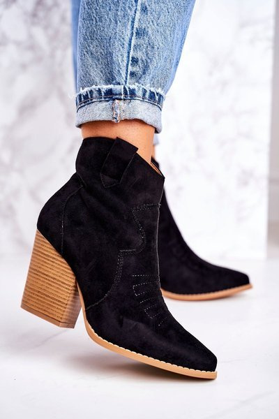 Women's Insulated Cowboy Boots On A Heel Black Margaret