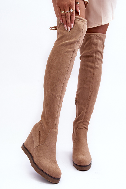 Platform Musketeer Boots in Suede Beige Mephal 
