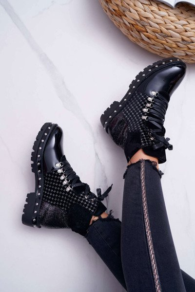 Women's Flat Heeled Boots Black Farell