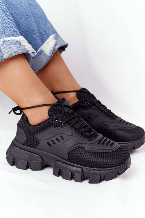 Women's Sneakers On A Chunky Sole Black New York