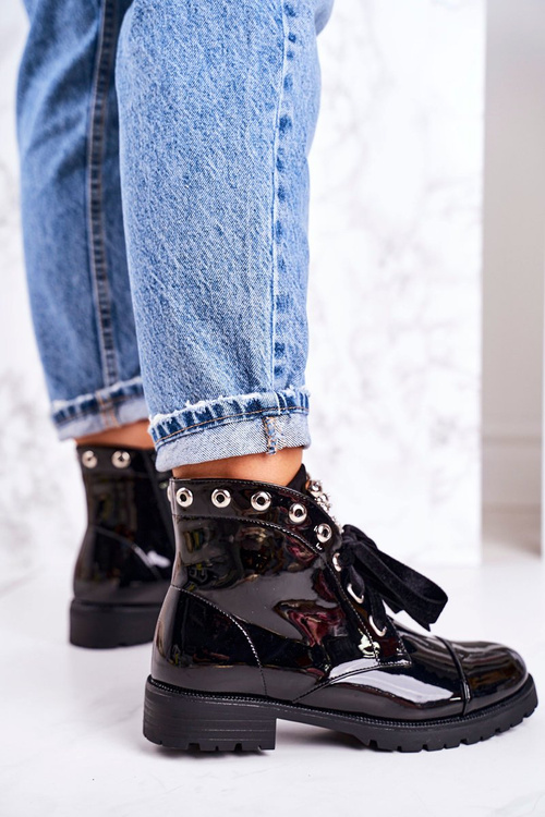 Insulated Boots With Metal Pearls And Ribbon Patent Black Perla