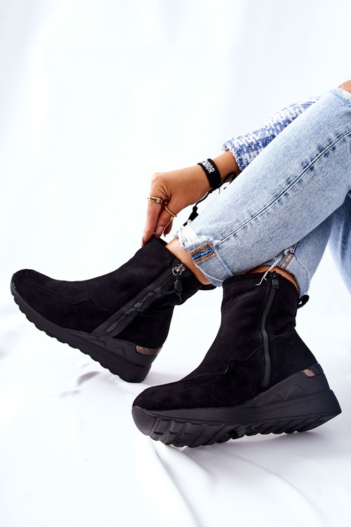 Boots On Heels Suede Black Athelaine